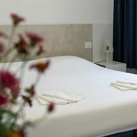 Guesthouse77 Affittacamere *